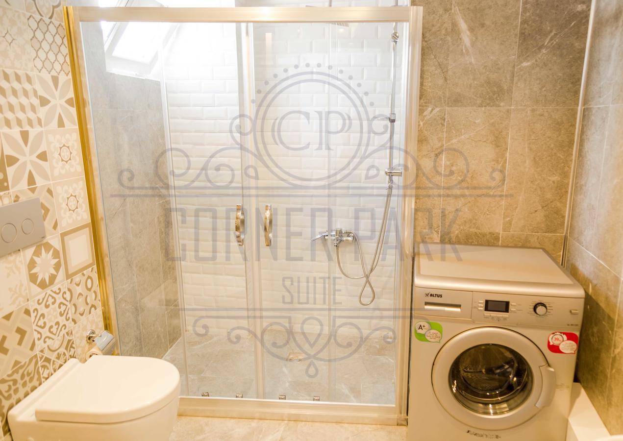 Corner Park Suite Hotel Provincia di Provincia di Istanbul Esterno foto